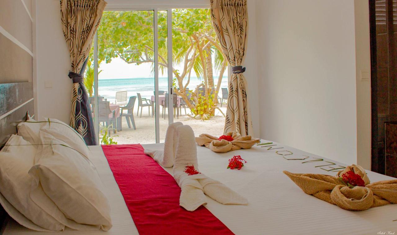 Crown Beach Villas -Private Beach Dhiffushi Exterior foto
