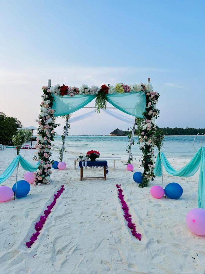 Crown Beach Villas -Private Beach Dhiffushi Exterior foto
